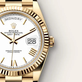 Aurum Monarch – The Sovereign Gold Edition
